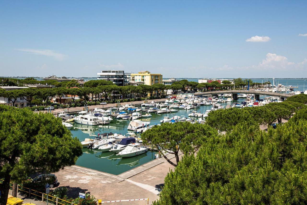 Condominio Italia Lignano Sabbiadoro Exterior foto